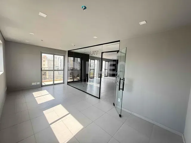 Conjunto comercial com 117m², à venda, no bairro Moema em São Paulo