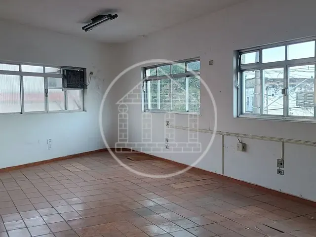 Conjunto comercial com 667m², para alugar, no bairro Capela do Socorro em São Paulo