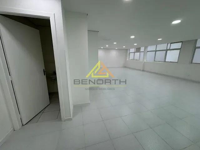 Conjunto comercial com 195m², para alugar, no bairro Bela Vista em São Paulo