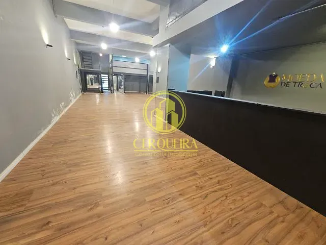 Conjunto comercial com 210m², à venda, no bairro República em São Paulo