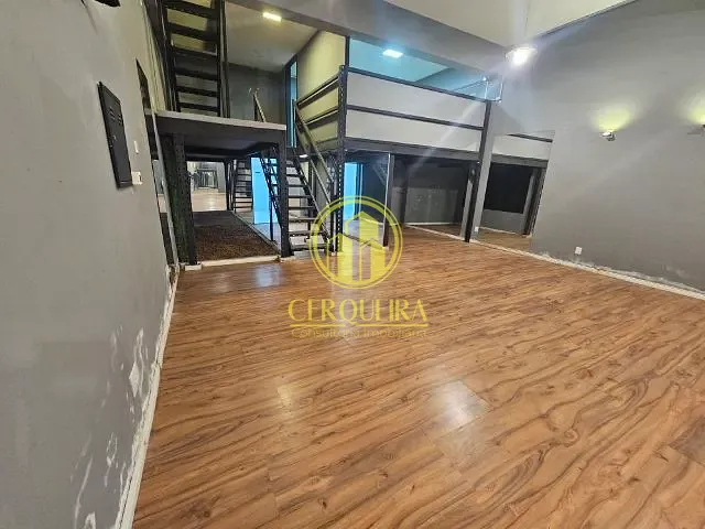 Conjunto comercial com 210m², à venda, no bairro República em São Paulo