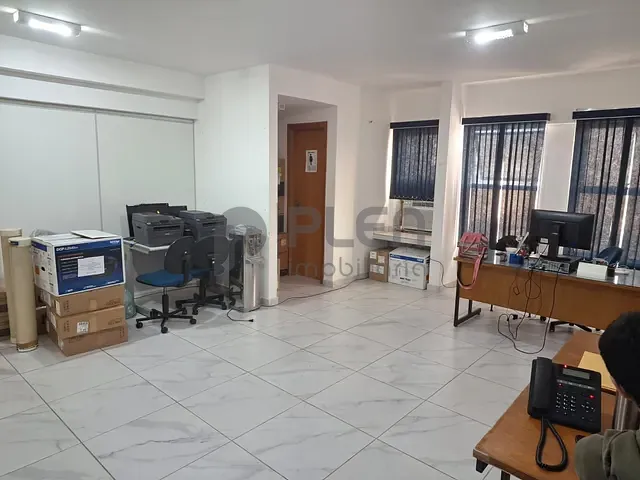 Conjunto comercial com 116m², à venda, no bairro Aparecida em Santos