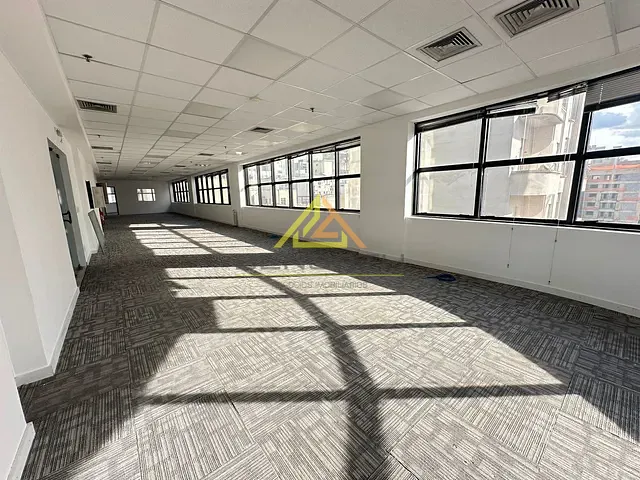 Conjunto comercial com 377m², para alugar, no bairro Vila Buarque em São Paulo
