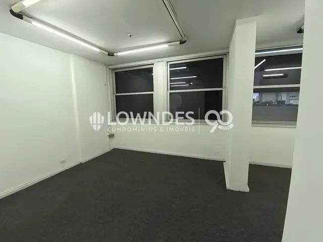 Conjunto comercial com 113m², para alugar, no bairro Centro em Rio de Janeiro