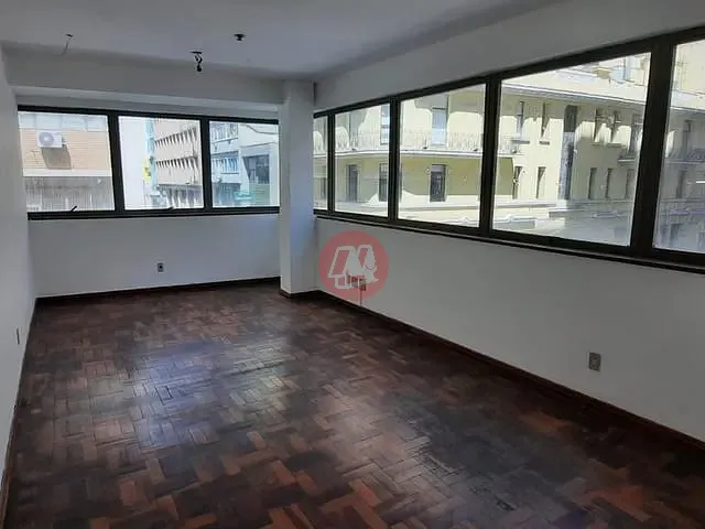 Conjunto comercial com 29m², para alugar, no bairro Centro Histórico em Porto Alegre