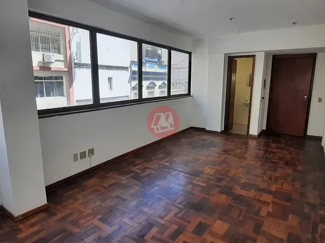 Conjunto comercial com 29m², para alugar, no bairro Centro Histórico em Porto Alegre