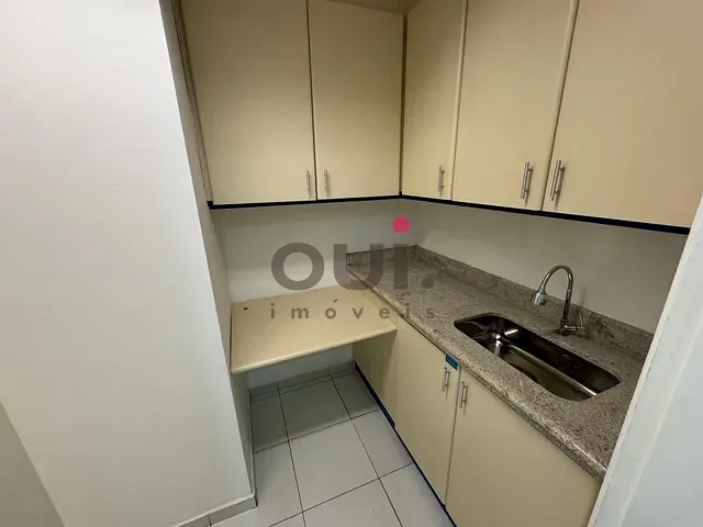 Conjunto comercial para alugar, no bairro Bela Vista em São Paulo