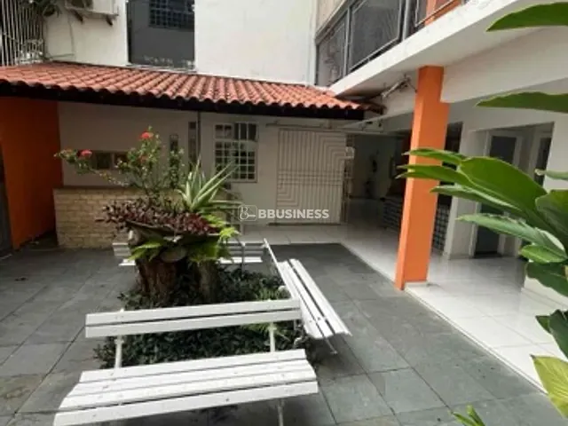 Conjunto comercial com 150m², para alugar, no bairro Parque Tamandaré em Campos dos Goytacazes