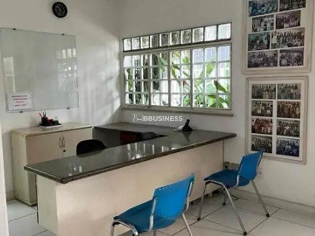 Conjunto comercial com 150m², para alugar, no bairro Parque Tamandaré em Campos dos Goytacazes