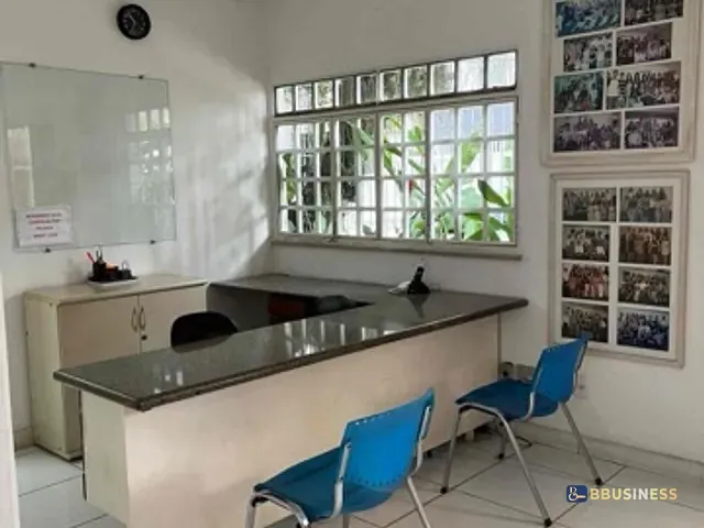 Conjunto comercial com 150m², para alugar, no bairro Parque Tamandaré em Campos dos Goytacazes