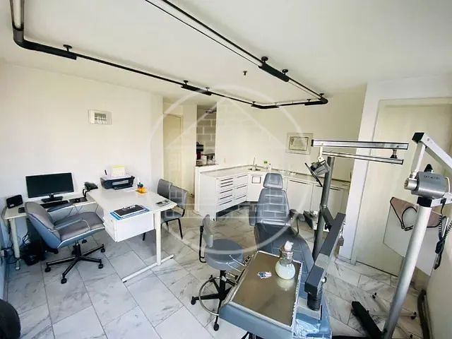 Conjunto comercial com 33m², à venda, no bairro Chácara Santo Antônio em São Paulo