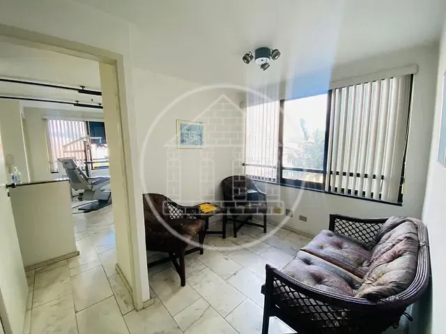 Conjunto comercial com 33m², à venda, no bairro Chácara Santo Antônio em São Paulo