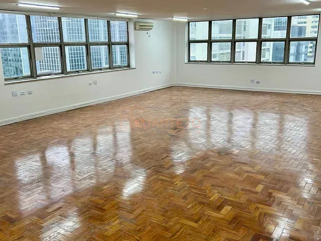 Conjunto comercial à venda ou para alugar, no bairro Consolação em São Paulo