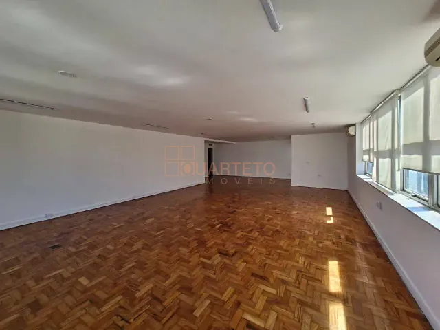 Conjunto comercial à venda ou para alugar, no bairro Consolação em São Paulo