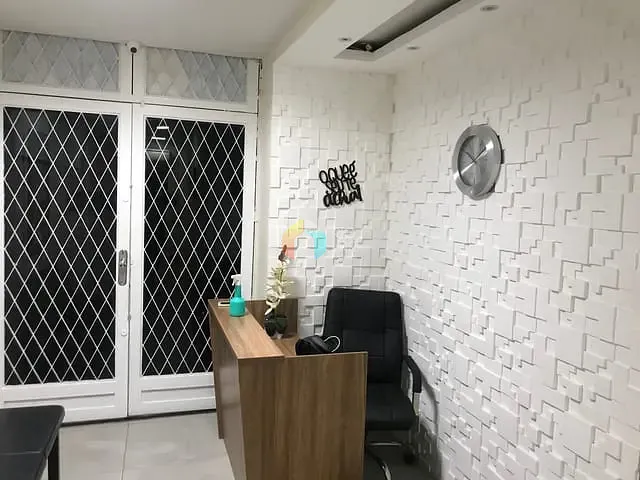 Conjunto comercial com 180m², à venda, no bairro Centro em Rio de Janeiro