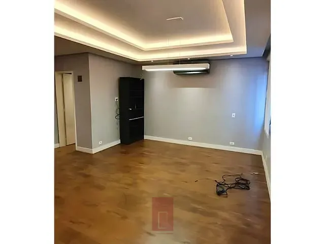 Conjunto comercial com 35m², à venda, no bairro Bela Vista em São Paulo