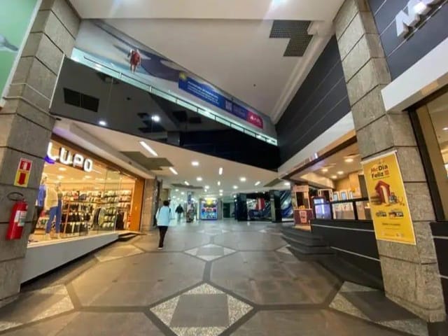 Conjunto comercial com 30m², à venda ou para alugar, no bairro Centro em São Caetano do Sul