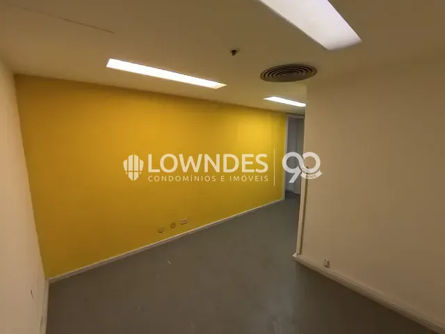 Conjunto comercial para alugar, no bairro Centro em Rio de Janeiro