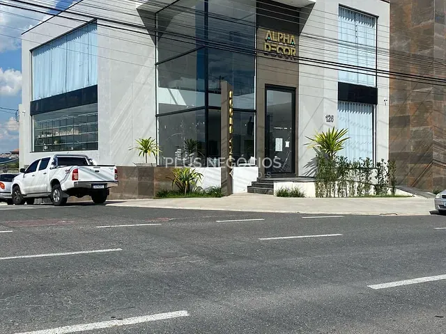 Conjunto comercial com 724m², para alugar, no bairro Parque Bela Vista em Votorantim