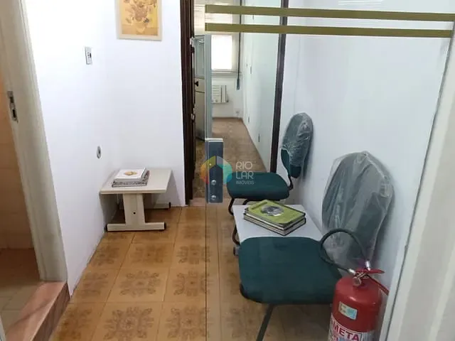 Conjunto comercial com 19m², à venda, no bairro Centro em Rio de Janeiro