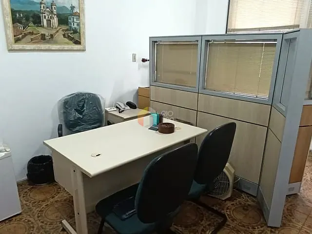 Conjunto comercial com 19m², à venda, no bairro Centro em Rio de Janeiro