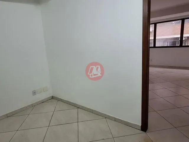 Conjunto comercial com 41m², para alugar, no bairro Centro Histórico em Porto Alegre