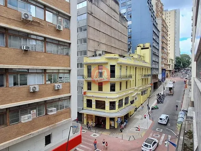 Conjunto comercial com 41m², para alugar, no bairro Centro Histórico em Porto Alegre