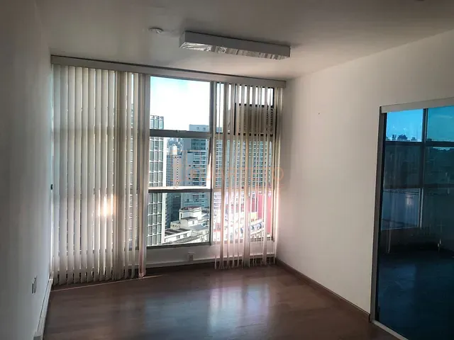 Conjunto comercial à venda, no bairro Consolação em São Paulo