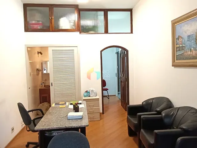 Conjunto comercial com 18m², à venda, no bairro Centro em Rio de Janeiro