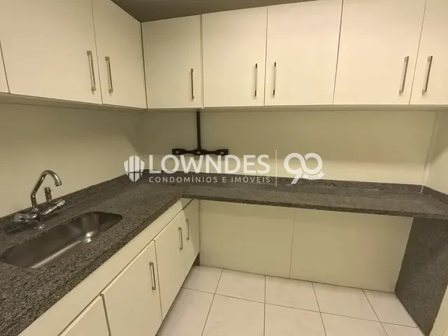Conjunto comercial com 260m², para alugar, no bairro Centro em Rio de Janeiro