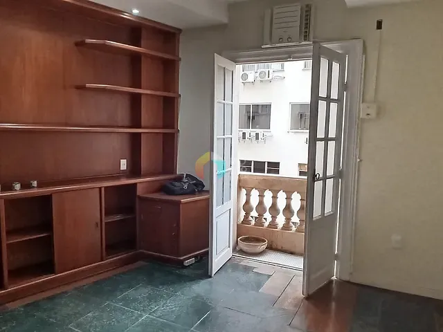 Conjunto comercial com 61m², à venda, no bairro Centro em Rio de Janeiro