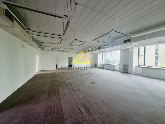 Conjunto comercial com 375m², para alugar, no bairro Brooklin em São Paulo