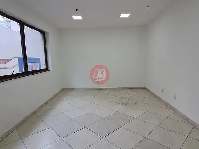 Conjunto comercial com 33m², para alugar, no bairro Centro Histórico em Porto Alegre