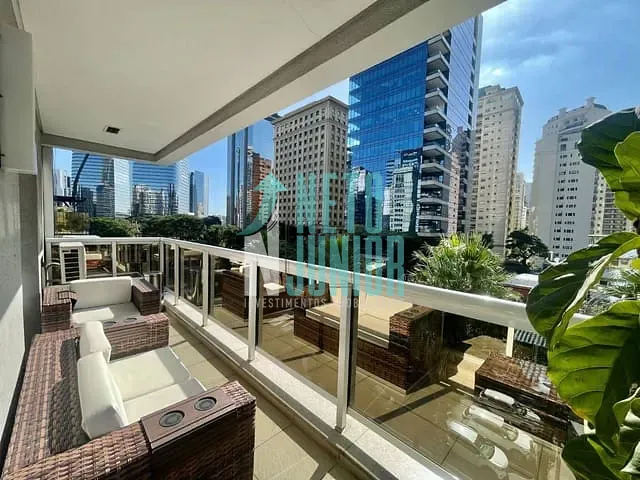 Conjunto comercial com 56m², para alugar, no bairro Itaim Bibi em São Paulo