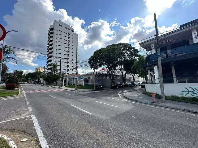 Conjunto comercial com 307m², à venda ou para alugar, no bairro Centro em Sorocaba