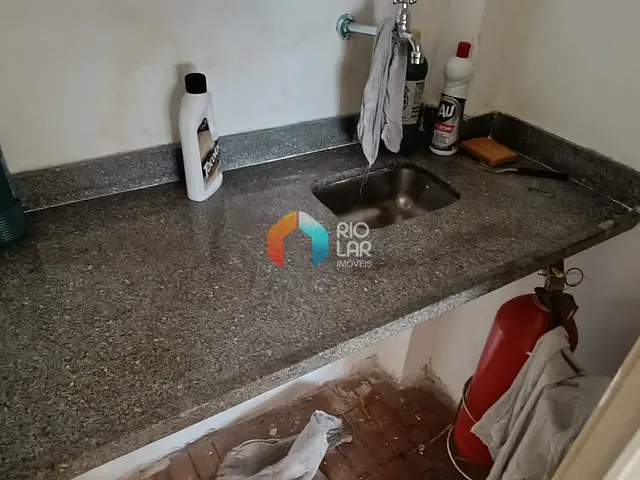 Conjunto comercial com 35m², à venda, no bairro Centro em Rio de Janeiro