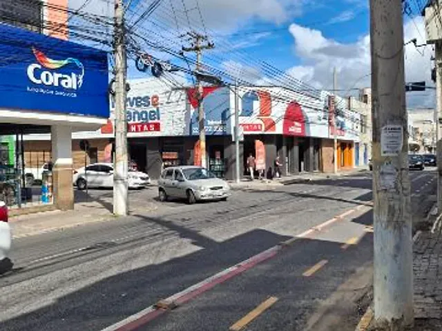 Prédio com 138m², à venda, no bairro Centro em Campos dos Goytacazes