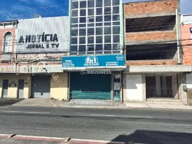Prédio com 138m², à venda, no bairro Centro em Campos dos Goytacazes