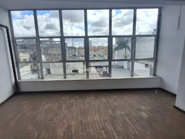 Prédio com 138m², à venda, no bairro Centro em Campos dos Goytacazes