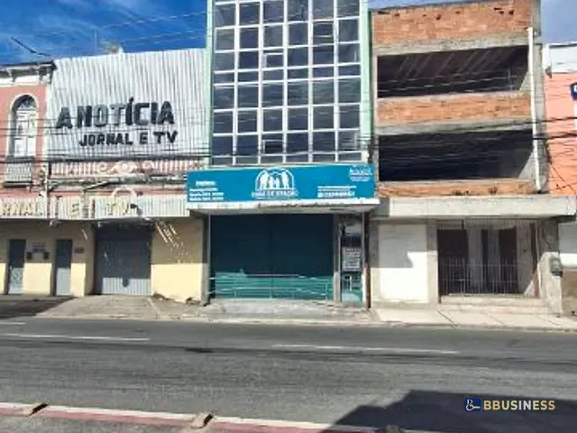 Prédio com 138m², à venda ou para alugar, no bairro Centro em Campos dos Goytacazes