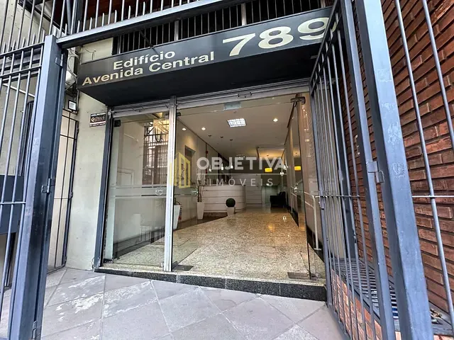 Conjunto comercial com 214m², à venda, no bairro Floresta em Porto Alegre