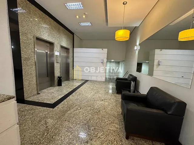 Conjunto comercial com 214m², à venda, no bairro Floresta em Porto Alegre
