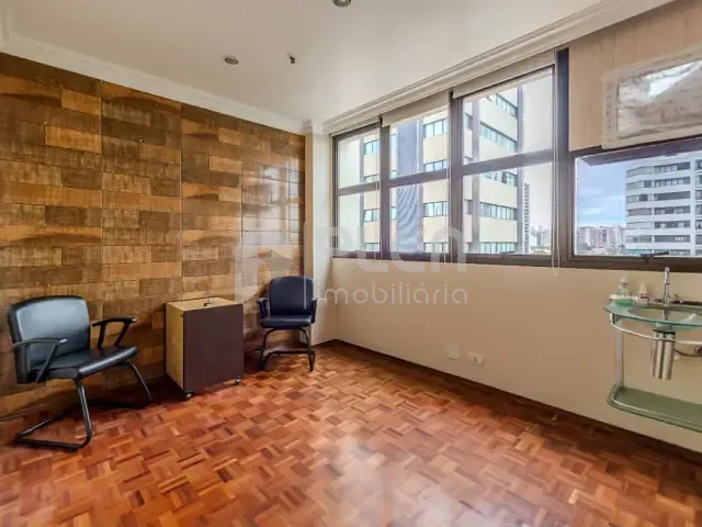 Conjunto comercial à venda, no bairro Campo Belo em São Paulo