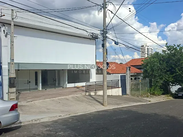 Conjunto comercial com 750m², à venda ou para alugar, no bairro Vila Independência em Sorocaba
