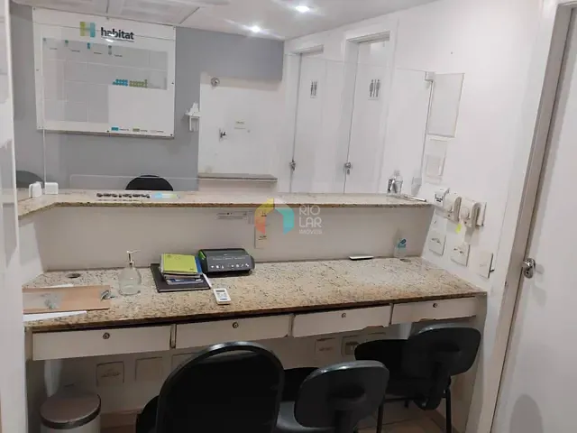 Conjunto comercial com 163m², à venda, no bairro Centro em Rio de Janeiro
