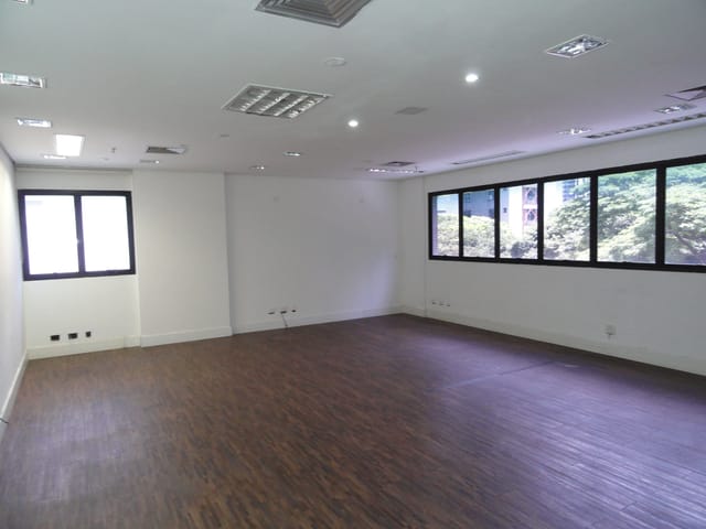 Conjunto comercial para alugar, no bairro Vila Clementino em São Paulo
