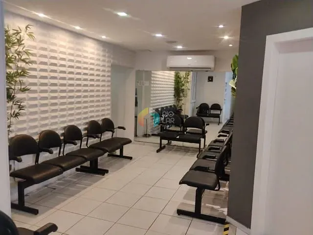 Conjunto comercial com 229m², à venda, no bairro Copacabana em Rio de Janeiro