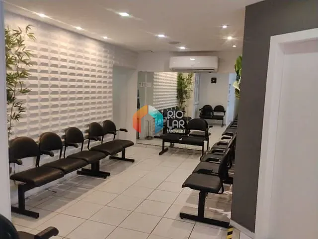 Conjunto comercial com 229m², à venda, no bairro Copacabana em Rio de Janeiro