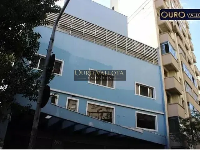 Conjunto comercial com 2178m², à venda, no bairro Parque Santa Cecília em São Paulo