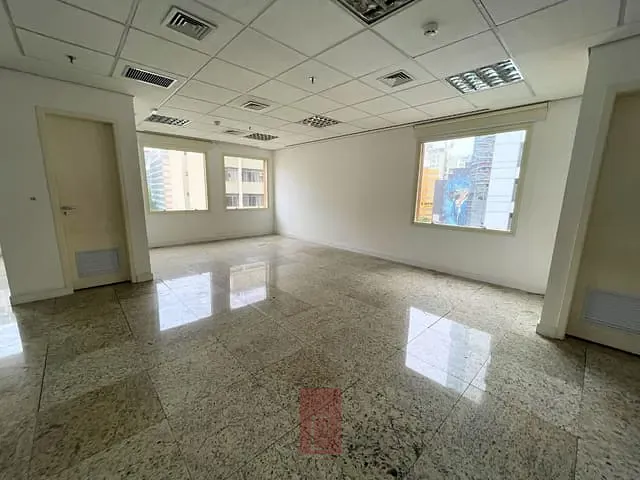 Conjunto comercial com 200m², à venda, no bairro Consolação em São Paulo